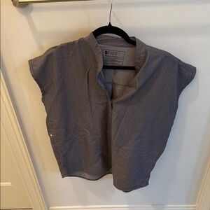 FIGS Rafaela Top - Graphite - small